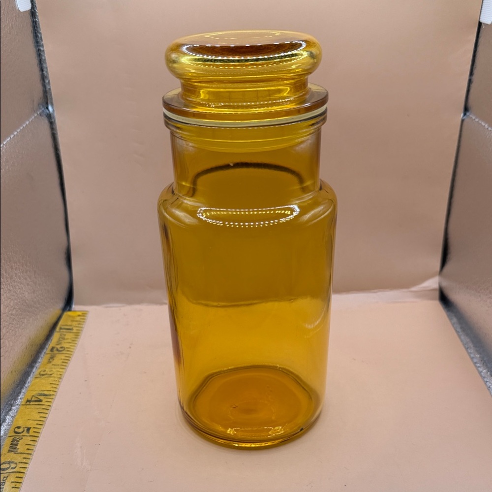 Amber Glass Apothecary Jar with Lid